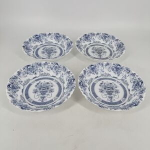 Set of 4 Arcopal France Honorine Blue White Scalloped Coupe Soup Cereal Bowls 7”